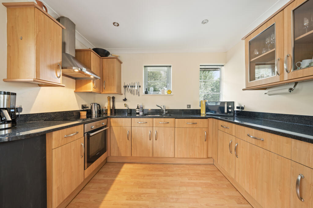 2 Ray Drive SL6-13.JPG