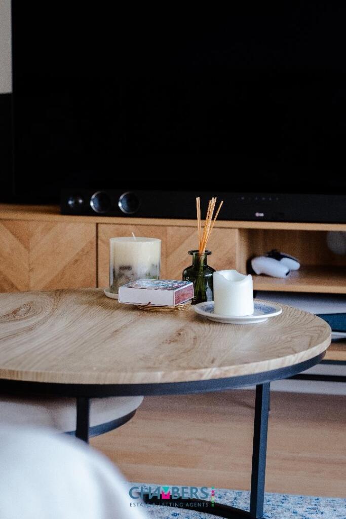 23 Vesey Close-29.jpg