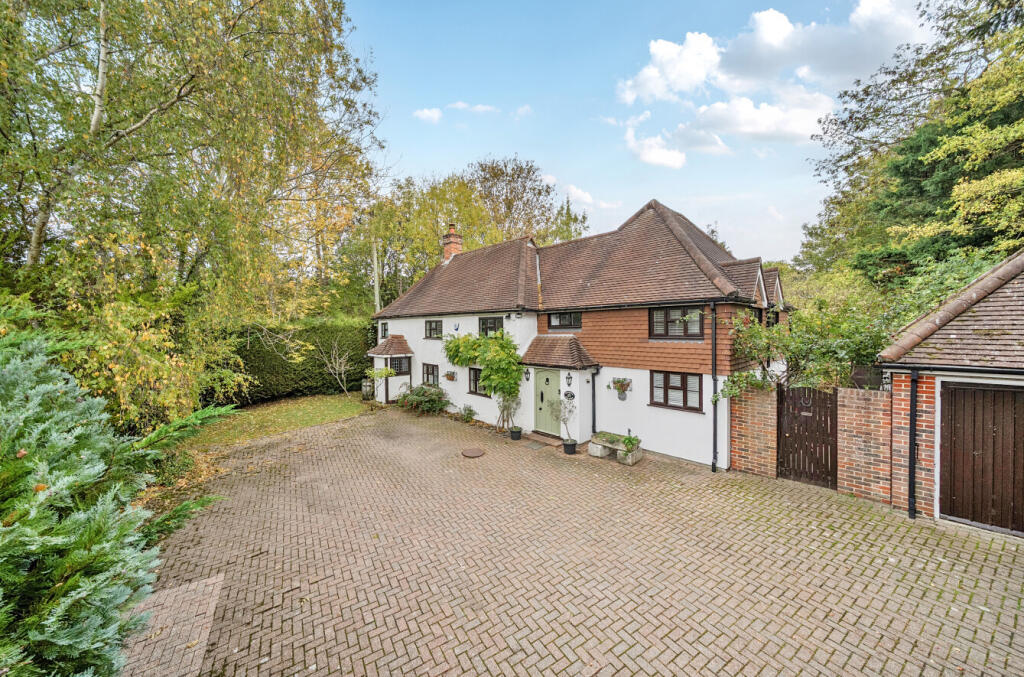 1372470-2-6900d9e...