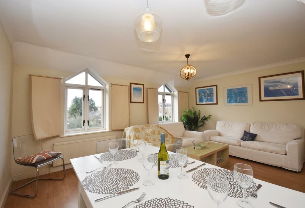 Sitting Room.JPG