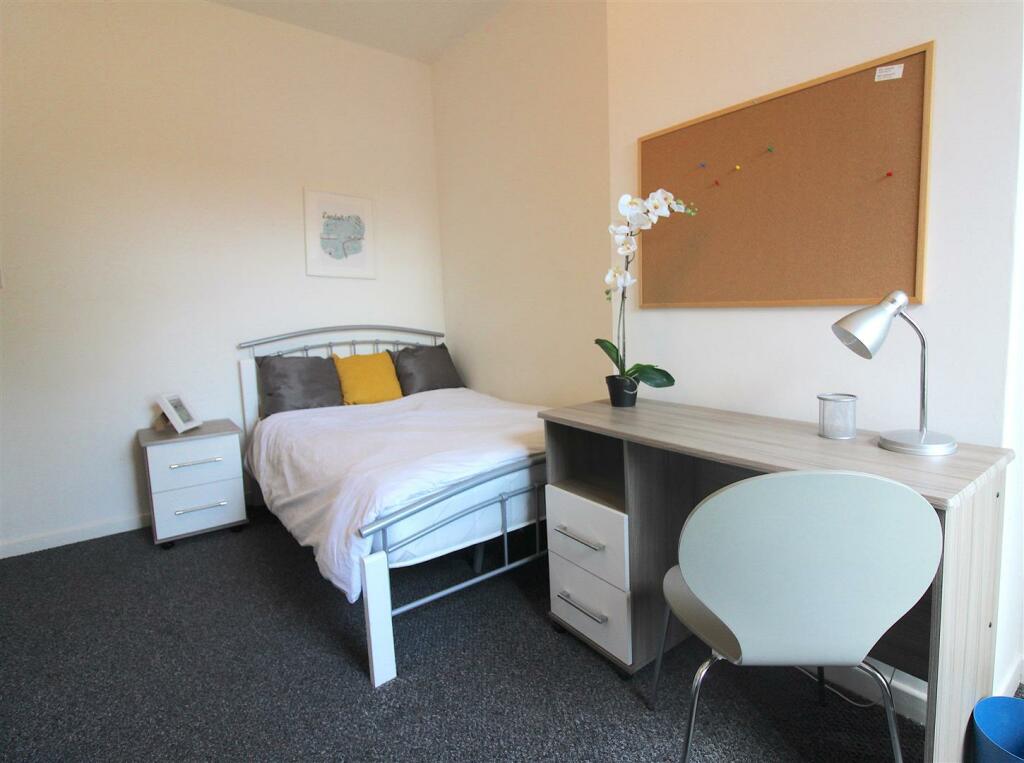 Swan Lane, Stoke - First Floor Rear Bedroom