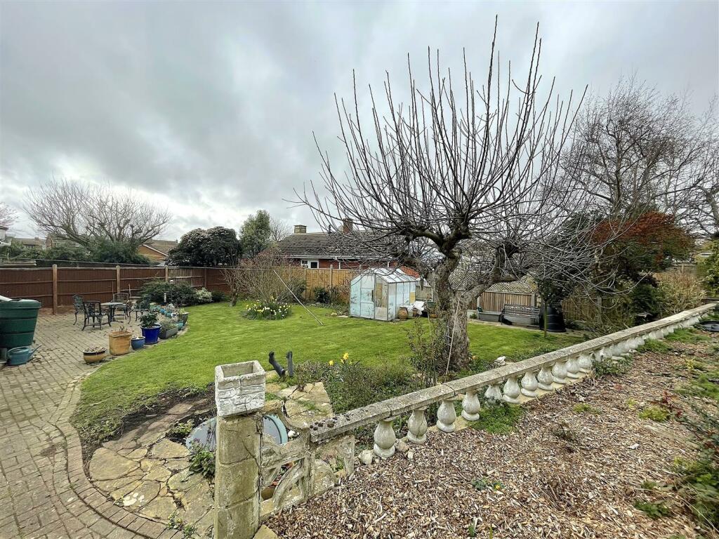 Garden (7).jpeg