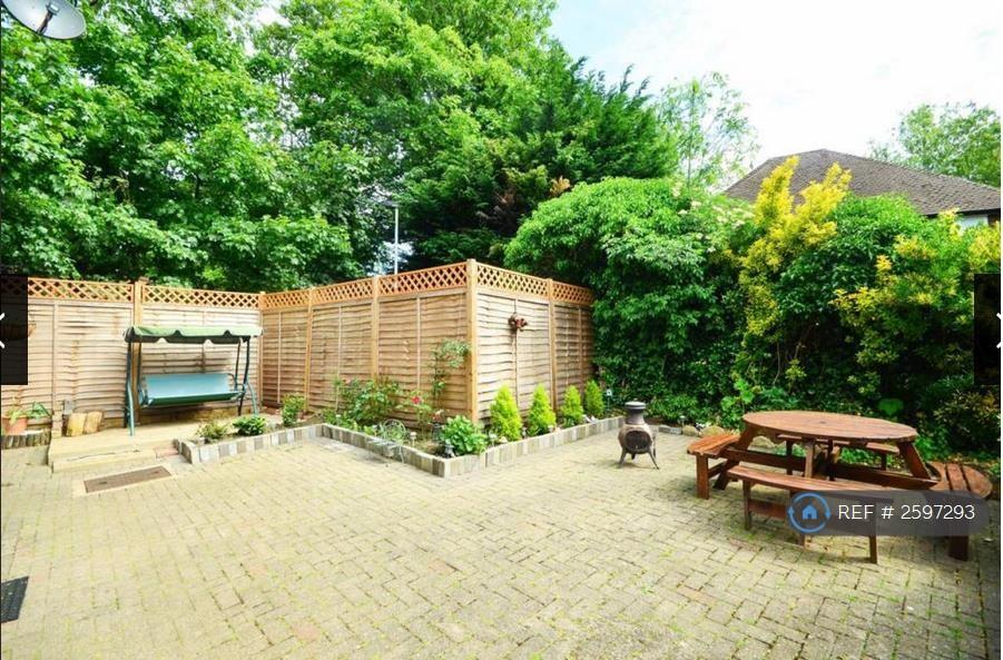  Back Garden (Furniture Not Included)