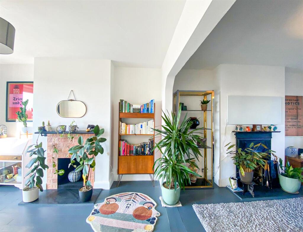 LoungeDiner-B_Alto.jpg
