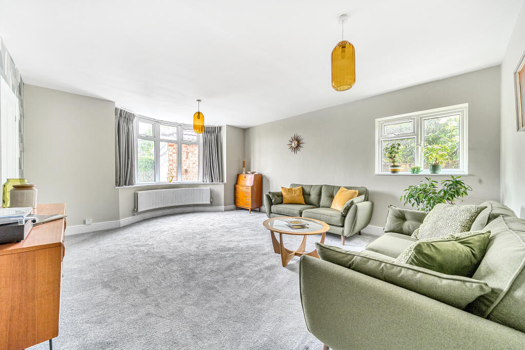 130206257683f34a1c98acarw15