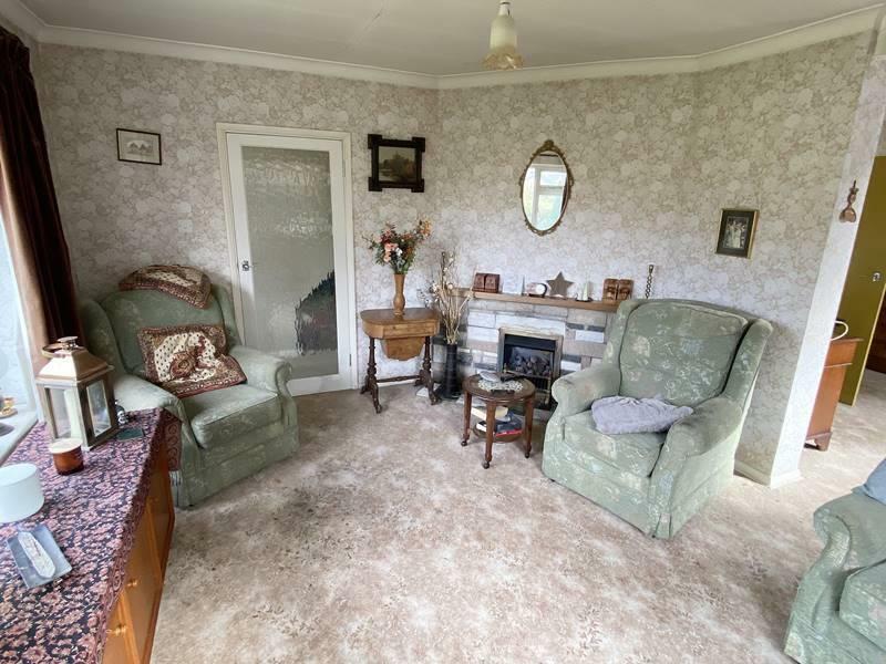 sitting room.jpg