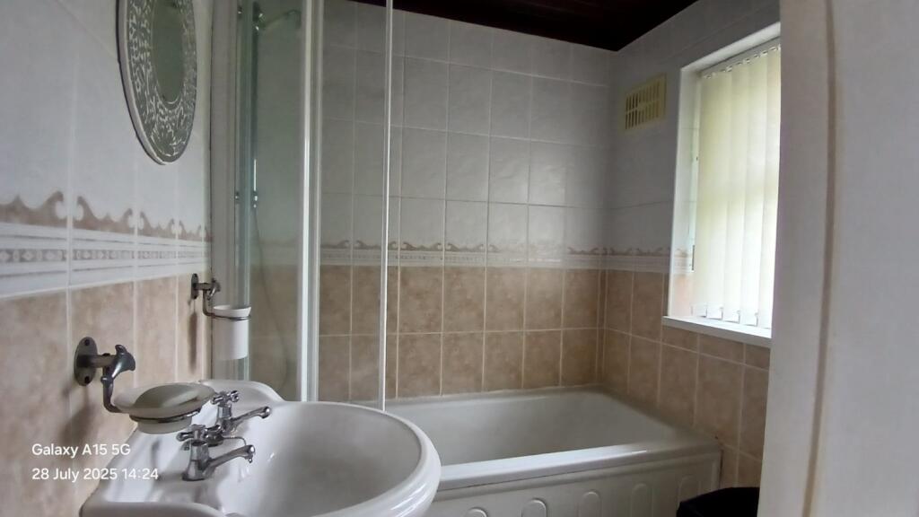 254 Owton Manor Lane 28.07 (6)