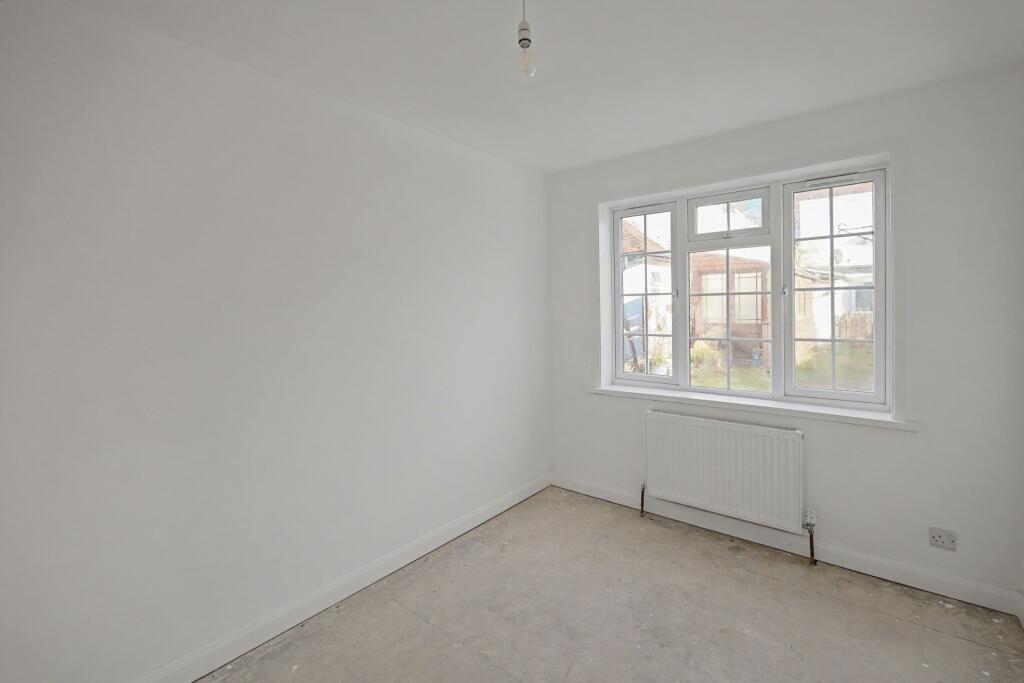 69 Headley Road, Liphook, Hampshire, GU30 7PR
