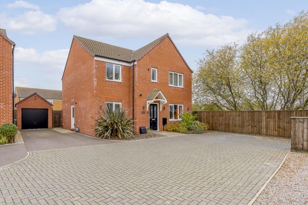 36 Swift Gardens (Kirton)-13