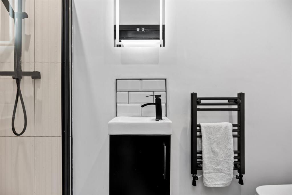 En-Suite Four
