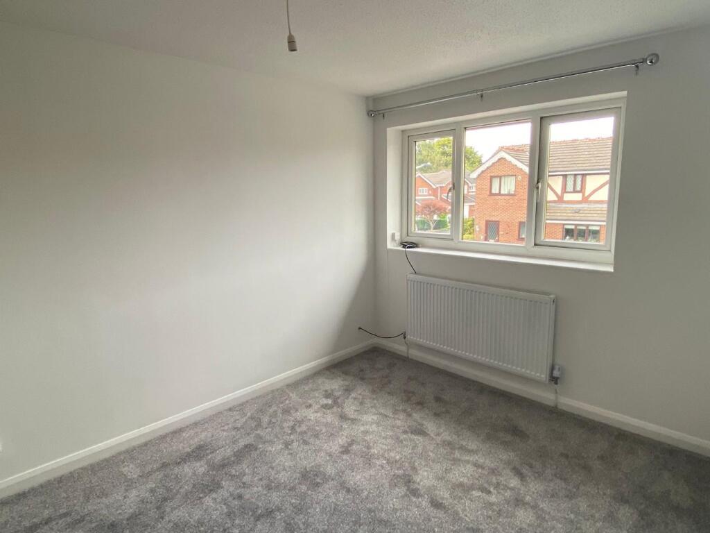 Bedroom 1.jpg