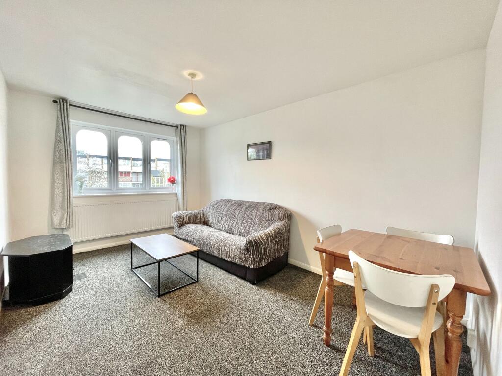 TO RENT - Pempath Place, Wembley