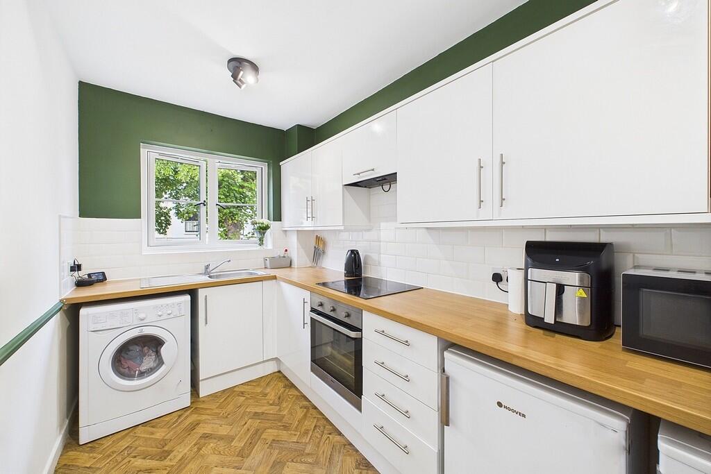 CAM03416G0-PR0090...