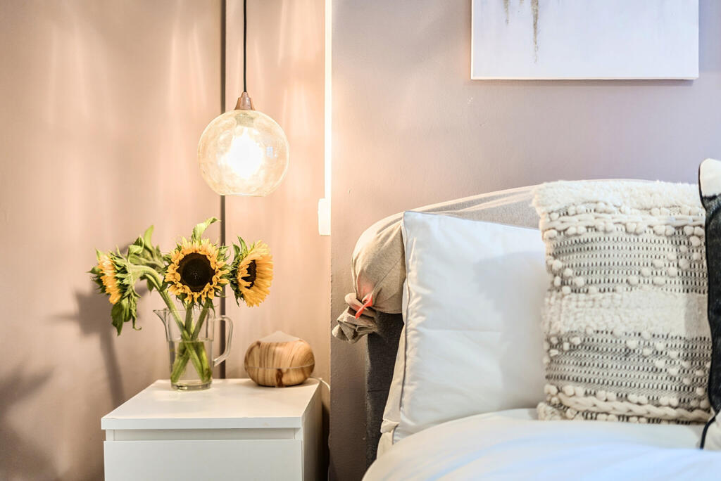 1346683-14-68c144...