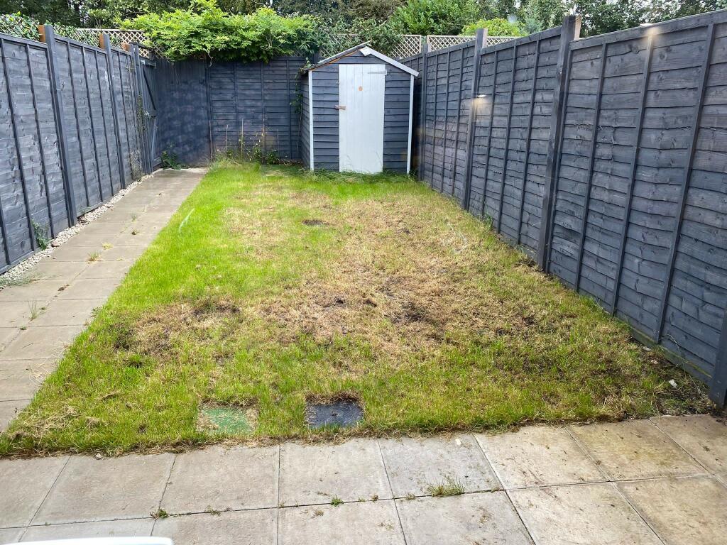 reart enclosed garden