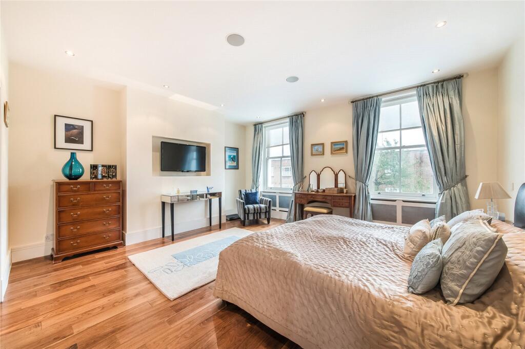 Cathcart Road, London, SW10