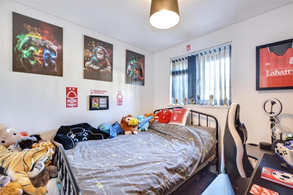 Bedroom 3_1.jpeg