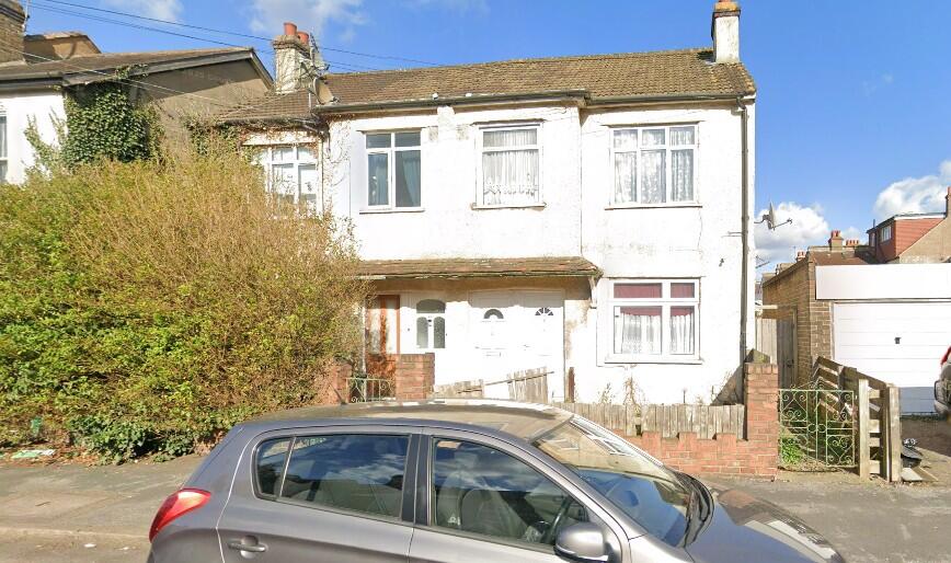 2C Stanley Grove, Croydon, Surrey CR0 3QU