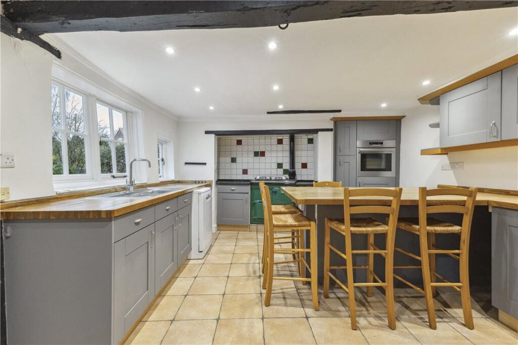 Kitchen / Breakfast