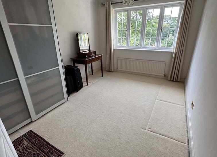 bedroom.jpg