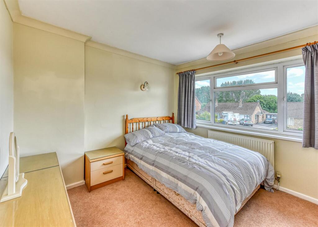 38 Rennison Drive-Bedroom 2.jpg