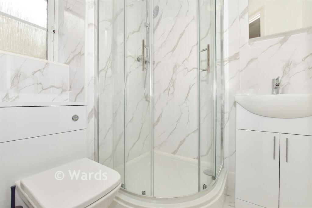 En Suite Shower Room