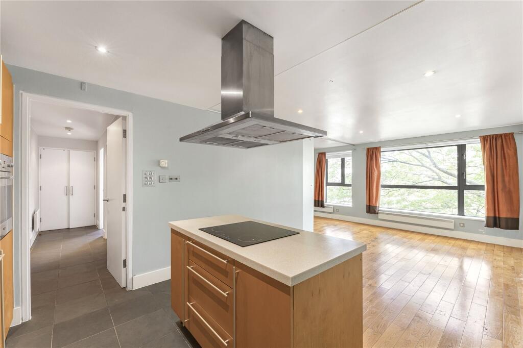 Reception/Kitchen