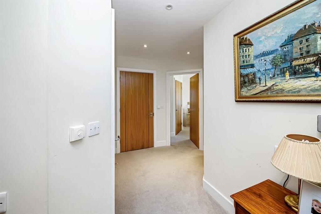 06-3610JPH 28 Swift House Maidenhead-11 (1)-medium