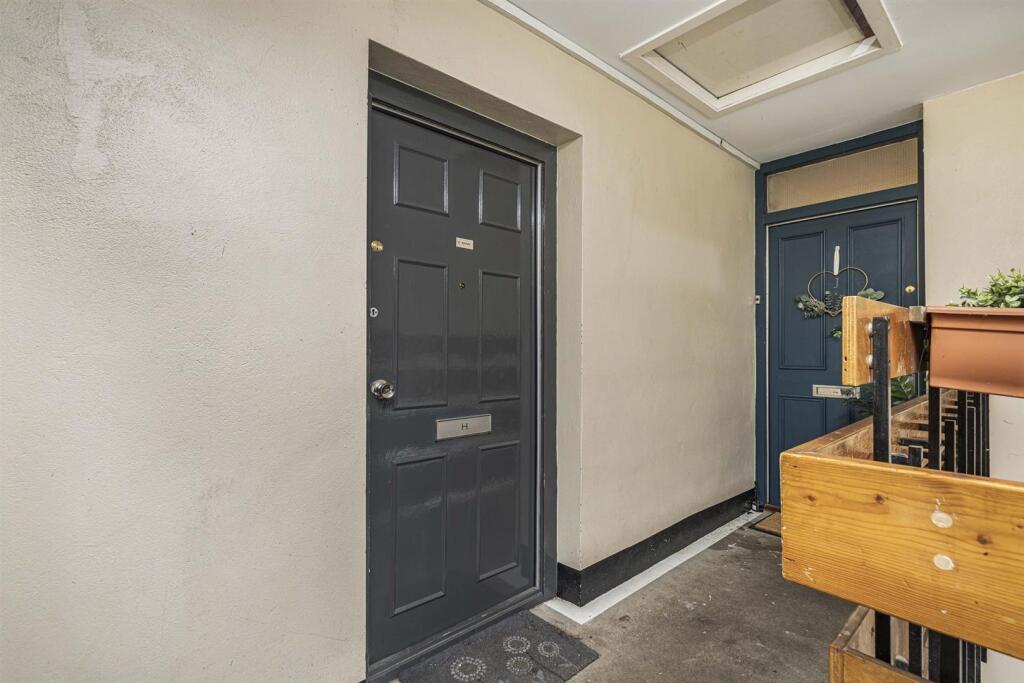 Regent Place, Clydebank