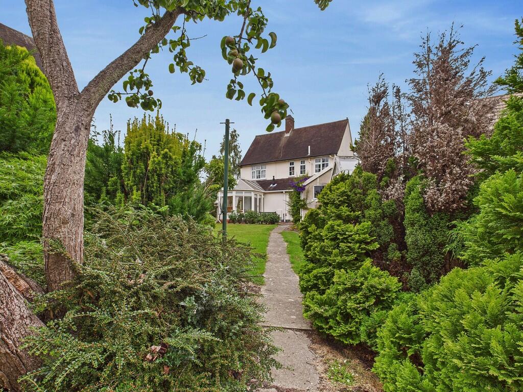 CAM04273G0-PR0158...