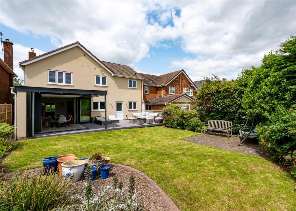 16 Rudge Road-garden3.jpg