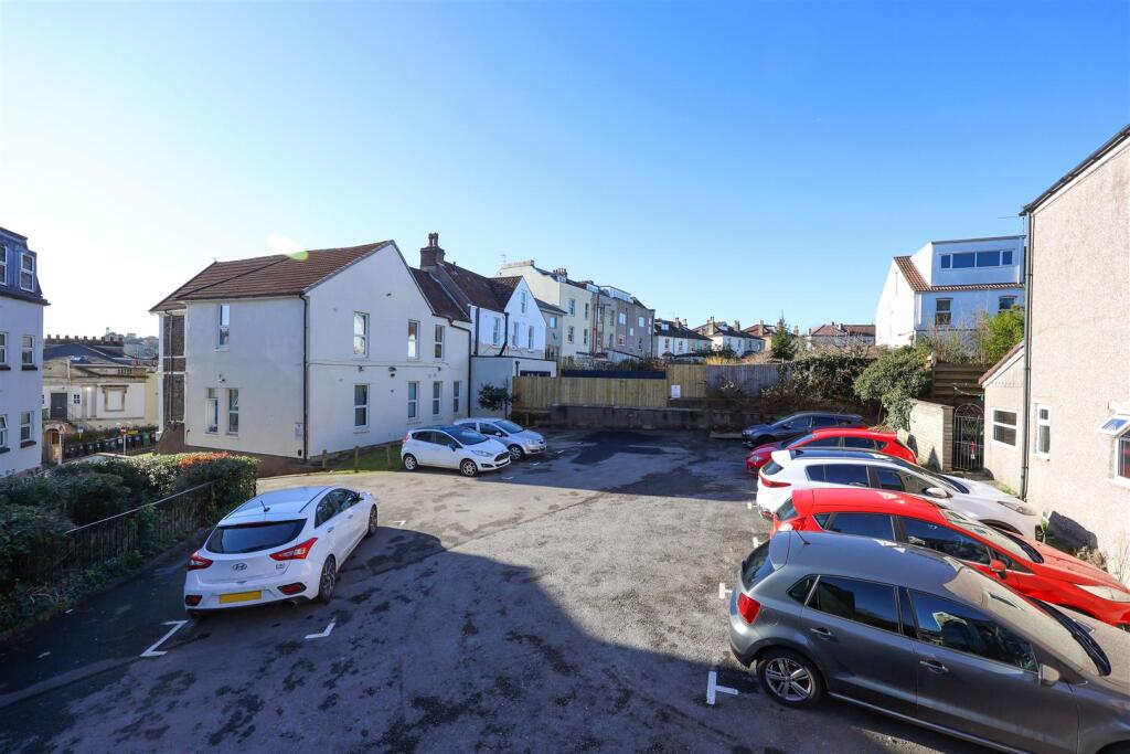 4@1 Claremont Rd 16.JPG