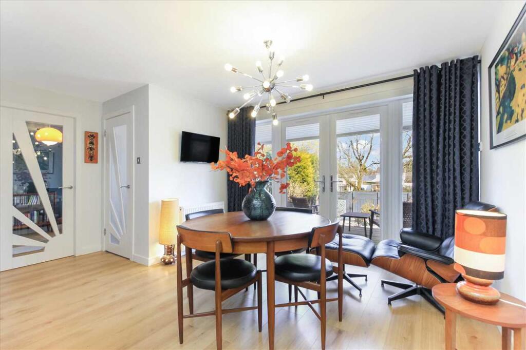 Dining Area (1)