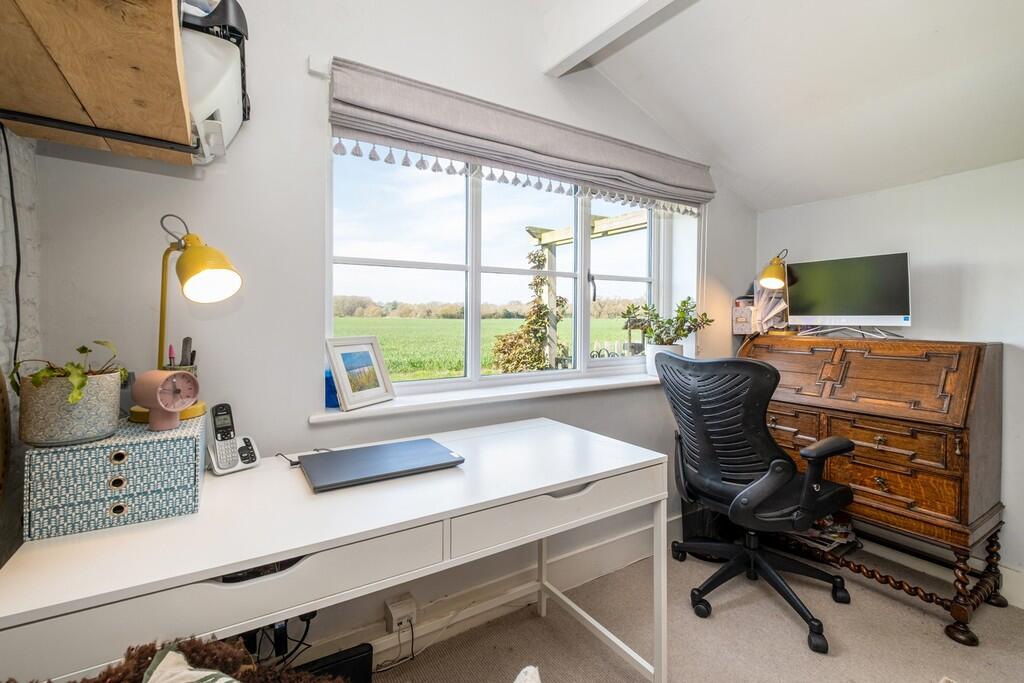 1440px-Halfboys-3...