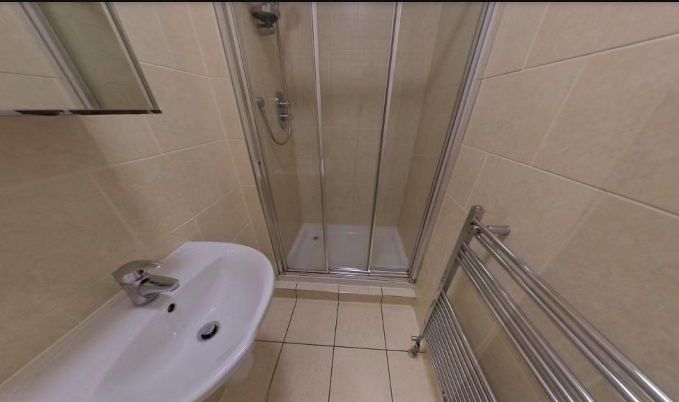 Shower Room 2