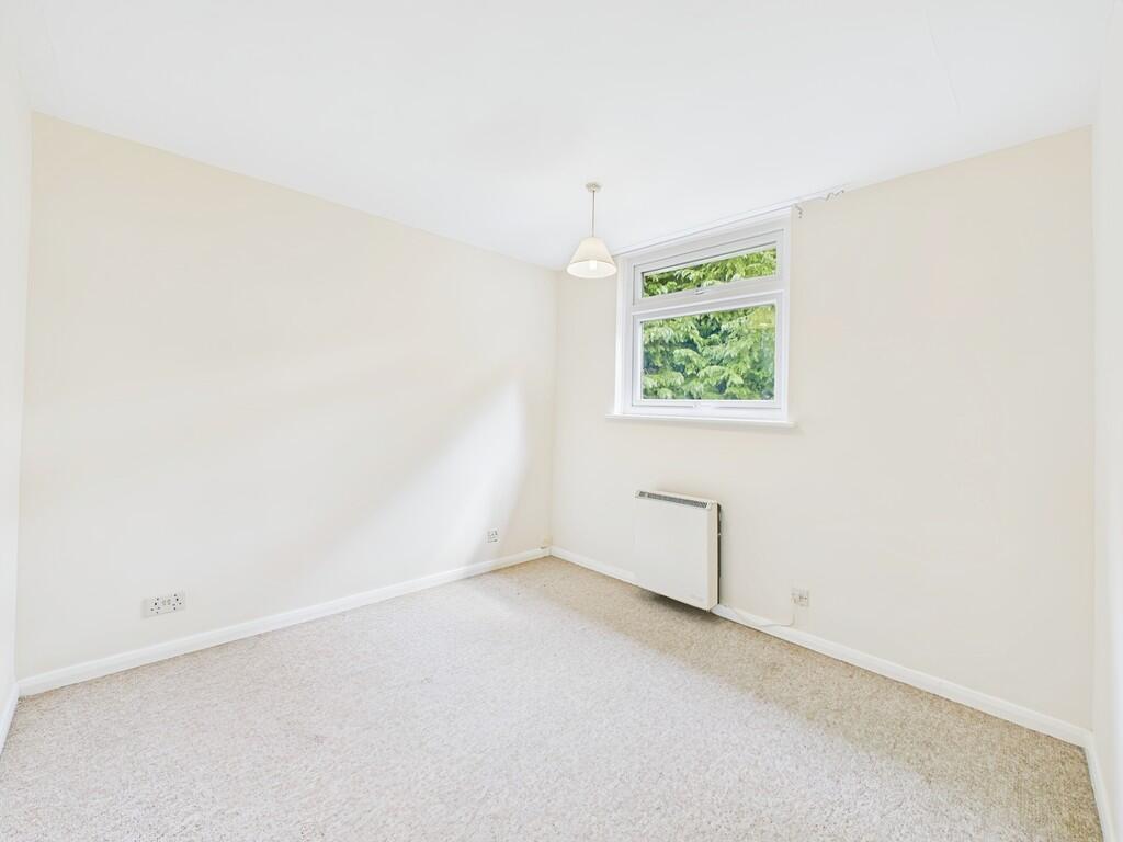 bedroom 2,