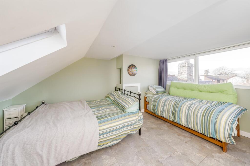 61 High Street Coldstream-12.jpg