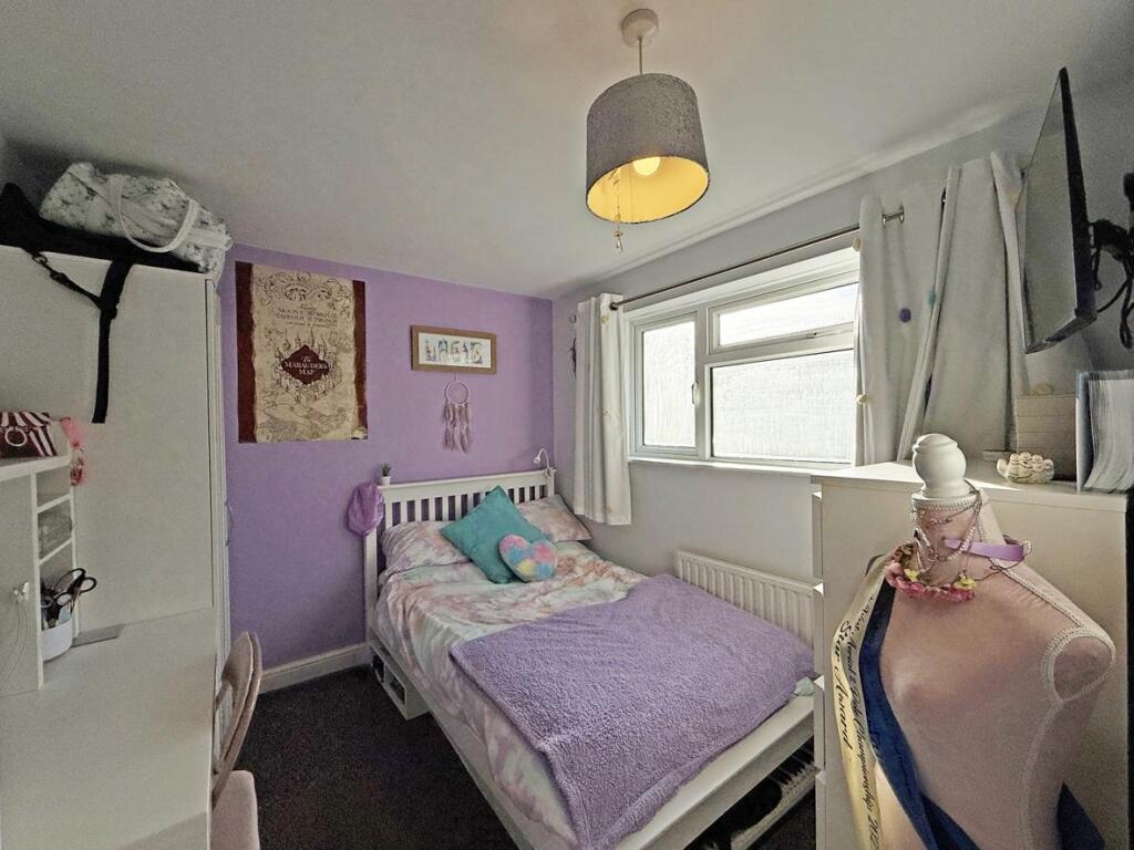 Coppice Gardens 3 - Bed 2.jpg