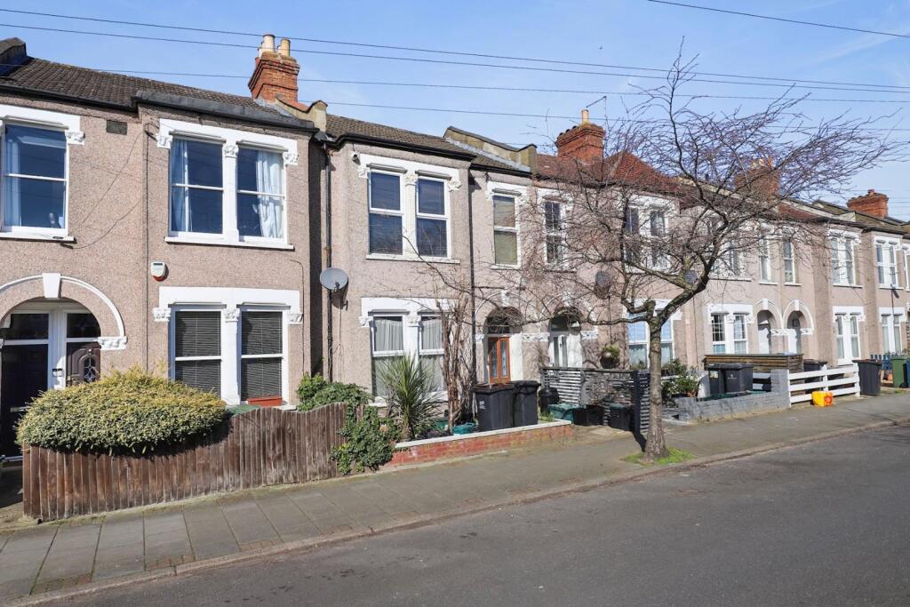 15-0a44JHPropWpen - 350 Blandford Road - 44 (1)-me