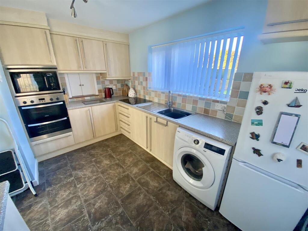 Bramleys Estate Agents - West Royd Avenue - Mirfie