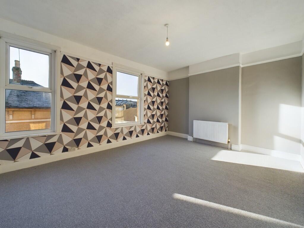 CAM02091G0-PR0135...