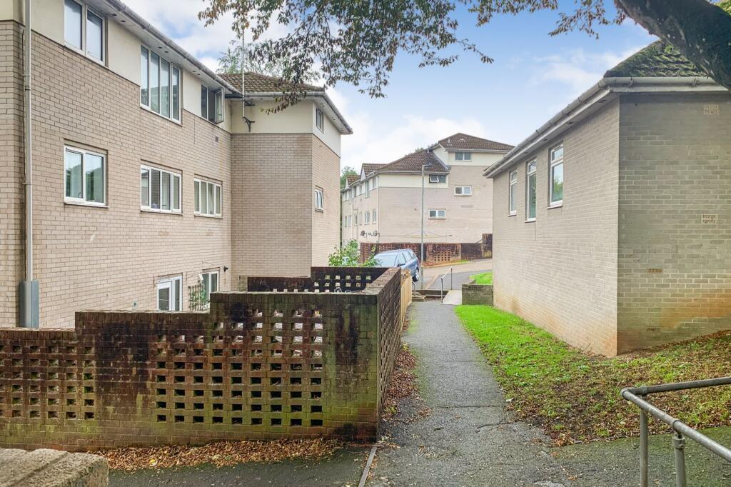 Flat 8, Swan House, Hillmead, Shepton Mallet BA4 5EZ