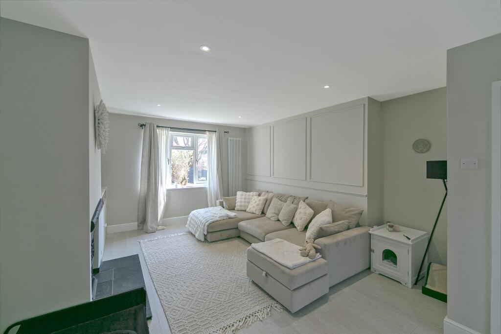 Lounge / Dinning Room