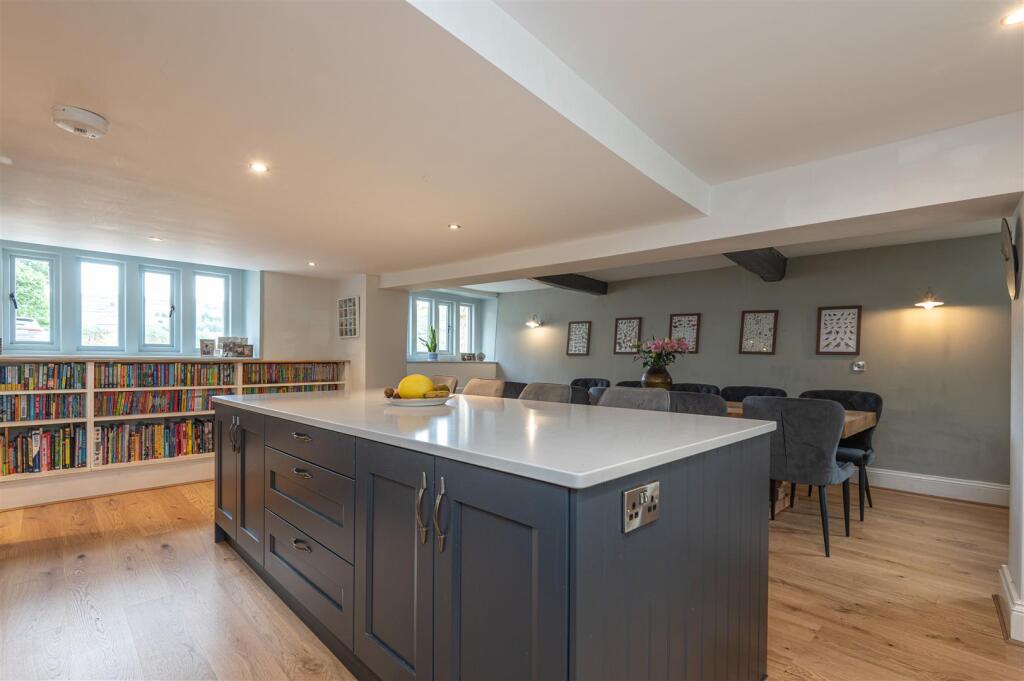 Dining Kitchen