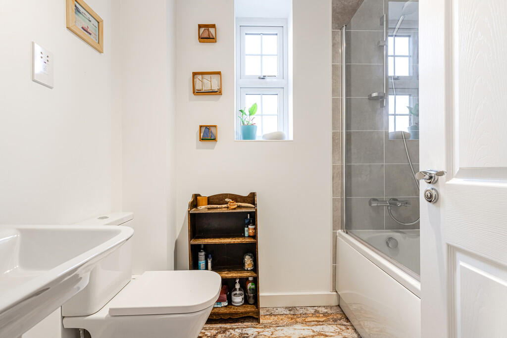 A16 - 7 Strawberr...