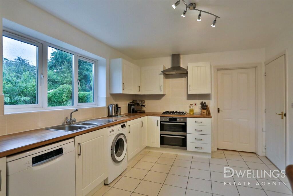 DWELEST- 28 Orwell Road, DE65 5LR - 007.jpg