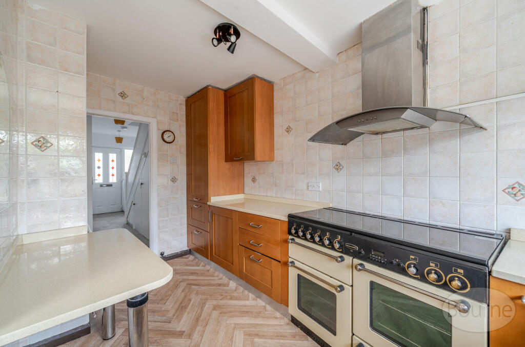 f7bed77f-eb99-406...