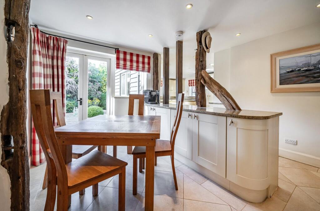 Breakfast Room