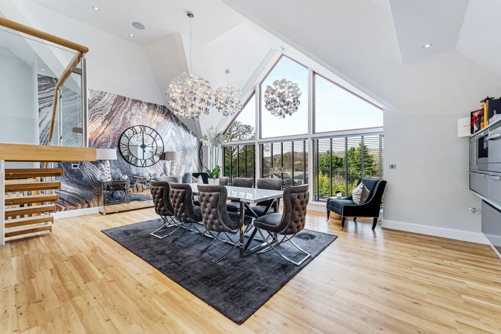 Bar/Dining Room