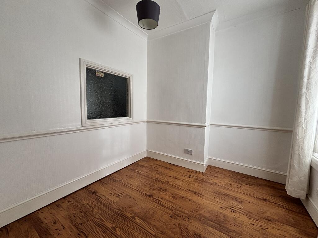 Second bedroom